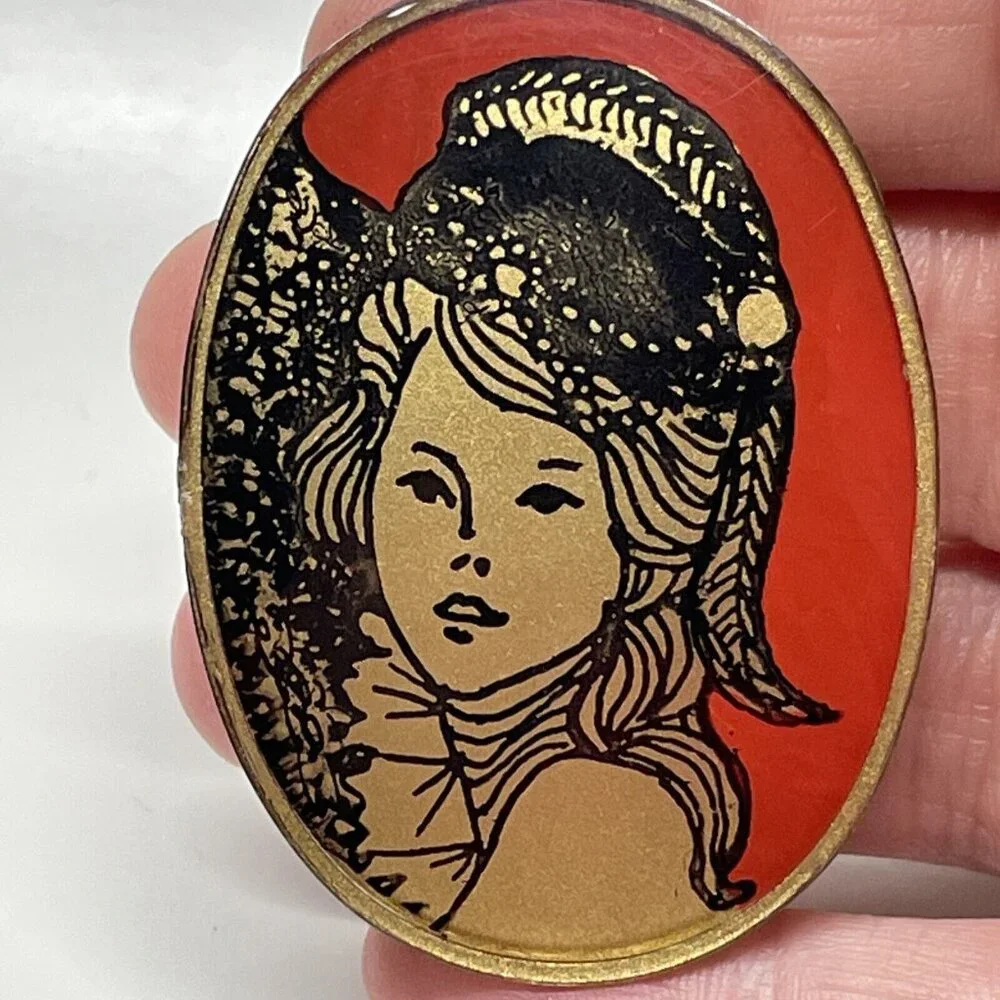 Vintage Woman Lady Brooch Pin Red Gold And Black Colors Oval